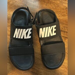 Nike Tanjum Sandals